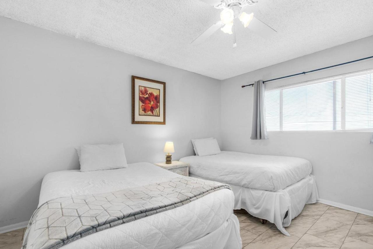 Apartamento Regency Towers 1320 *
